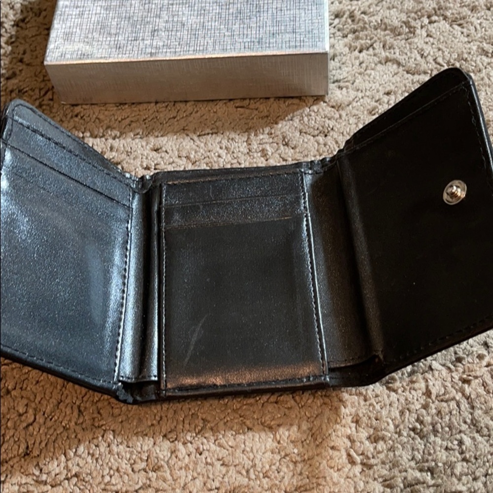 Wallet - Picture 2 of 8